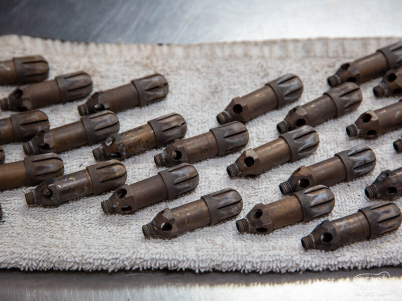 Dirty jets removed from machine.